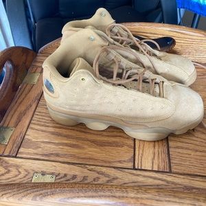 Jordan retro 13 wheat 6 y